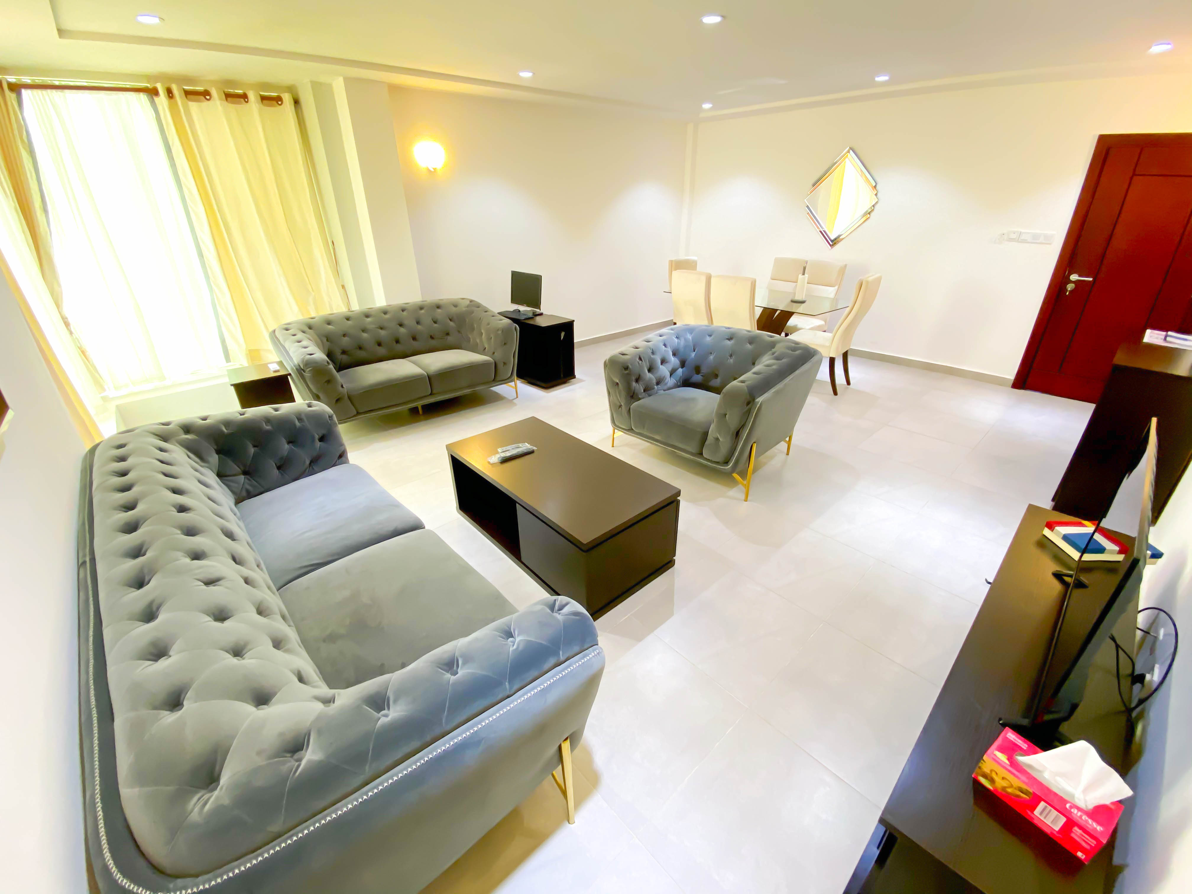 Suite — photo 2